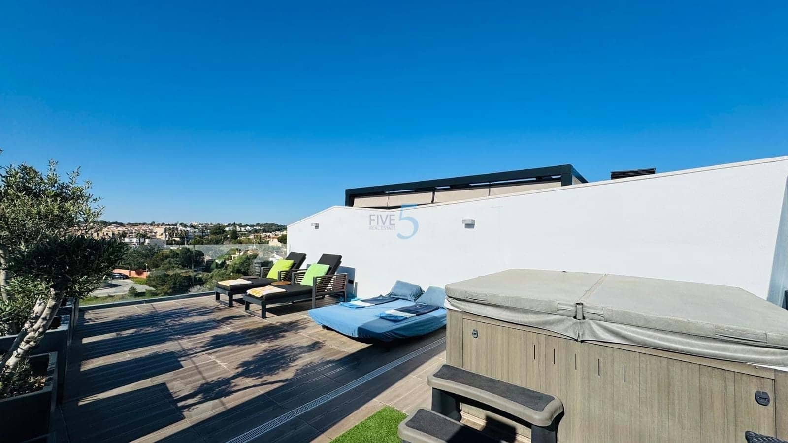 3 slaapkamer Appartement te koop in Los Dolses met zwembad garage - € 639.000 (Ref: 9678215)