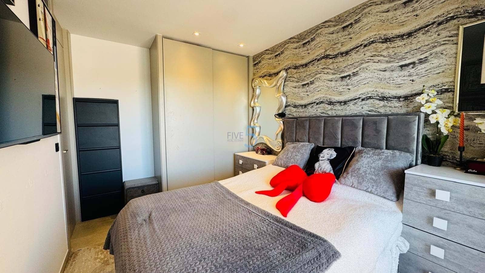 3 slaapkamer Appartement te koop in Los Dolses met zwembad garage - € 639.000 (Ref: 9678215)