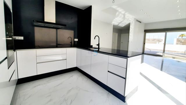 5 soverom Leilighet til salgs i Villamartin, Orihuela med svømmebasseng - € 590 000 (Ref: 9678216)