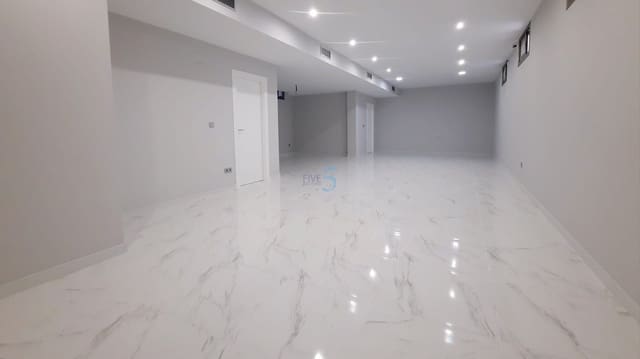 5 soverom Leilighet til salgs i Villamartin, Orihuela med svømmebasseng - € 590 000 (Ref: 9678216)