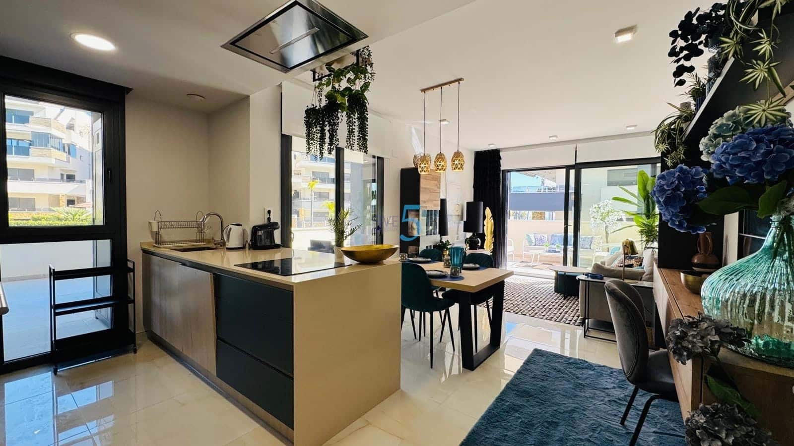 3 soverom Leilighet til salgs i Playa Flamenca med svømmebasseng garasje - € 589 900 (Ref: 9680616)