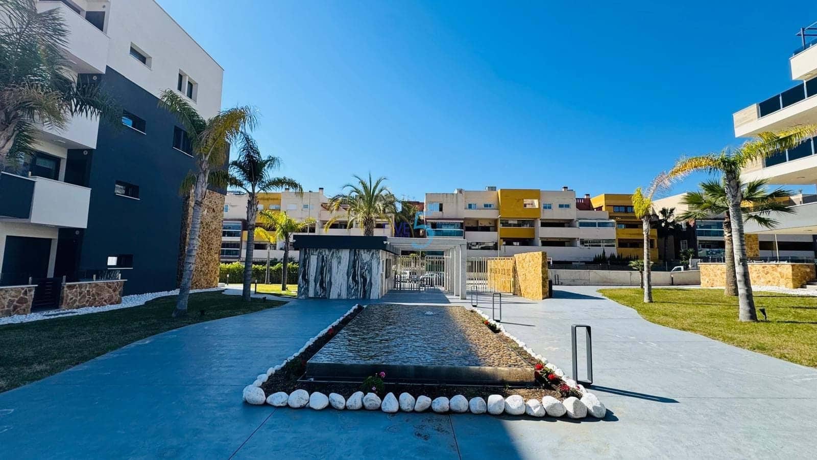 3 soverom Leilighet til salgs i Playa Flamenca med svømmebasseng garasje - € 589 900 (Ref: 9680616)