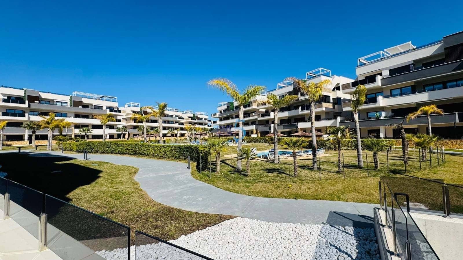 3 soverom Leilighet til salgs i Playa Flamenca med svømmebasseng garasje - € 589 900 (Ref: 9680616)