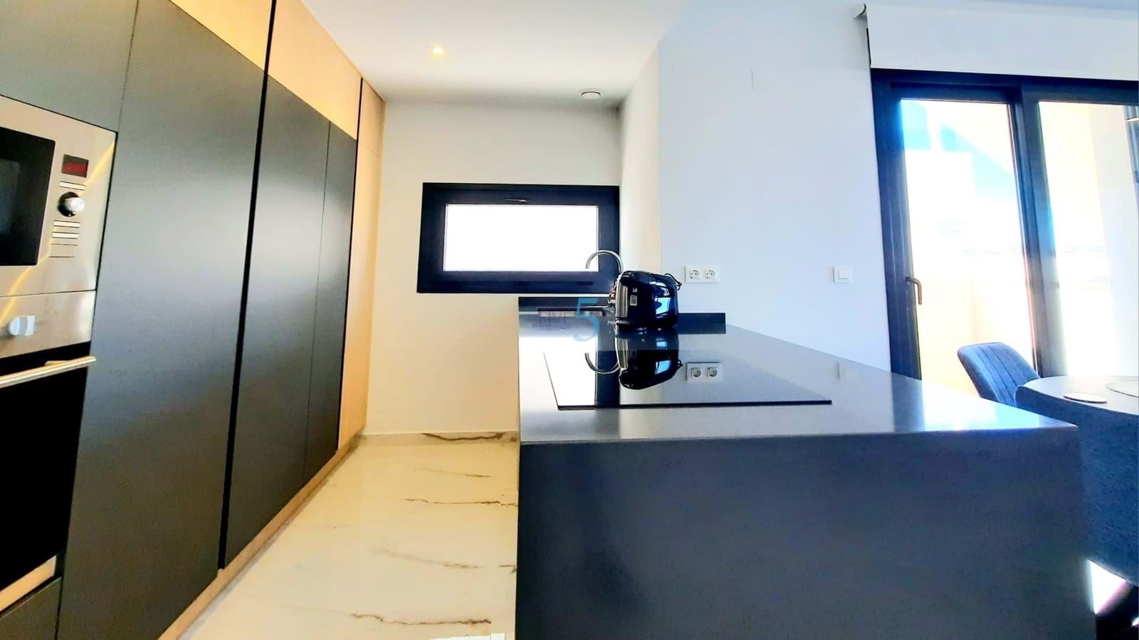 2 soverom Leilighet til salgs i Los Altos med svømmebasseng garasje - € 334 500 (Ref: 9687672)