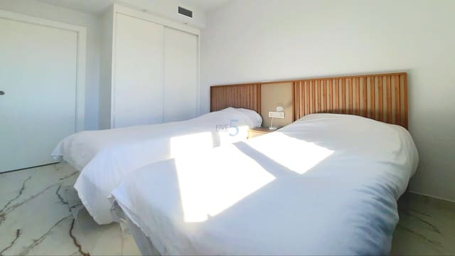 2 soverom Leilighet til salgs i Los Altos med svømmebasseng garasje - € 334 500 (Ref: 9687672)