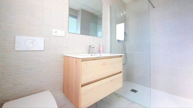 2 soverom Leilighet til salgs i Los Altos med svømmebasseng garasje - € 334 500 (Ref: 9687672)