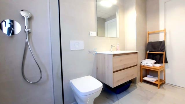 2 soverom Leilighet til salgs i Los Altos med svømmebasseng garasje - € 334 500 (Ref: 9687672)