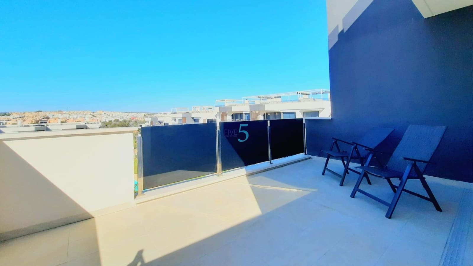 2 soverom Leilighet til salgs i Los Altos med svømmebasseng garasje - € 334 500 (Ref: 9687672)