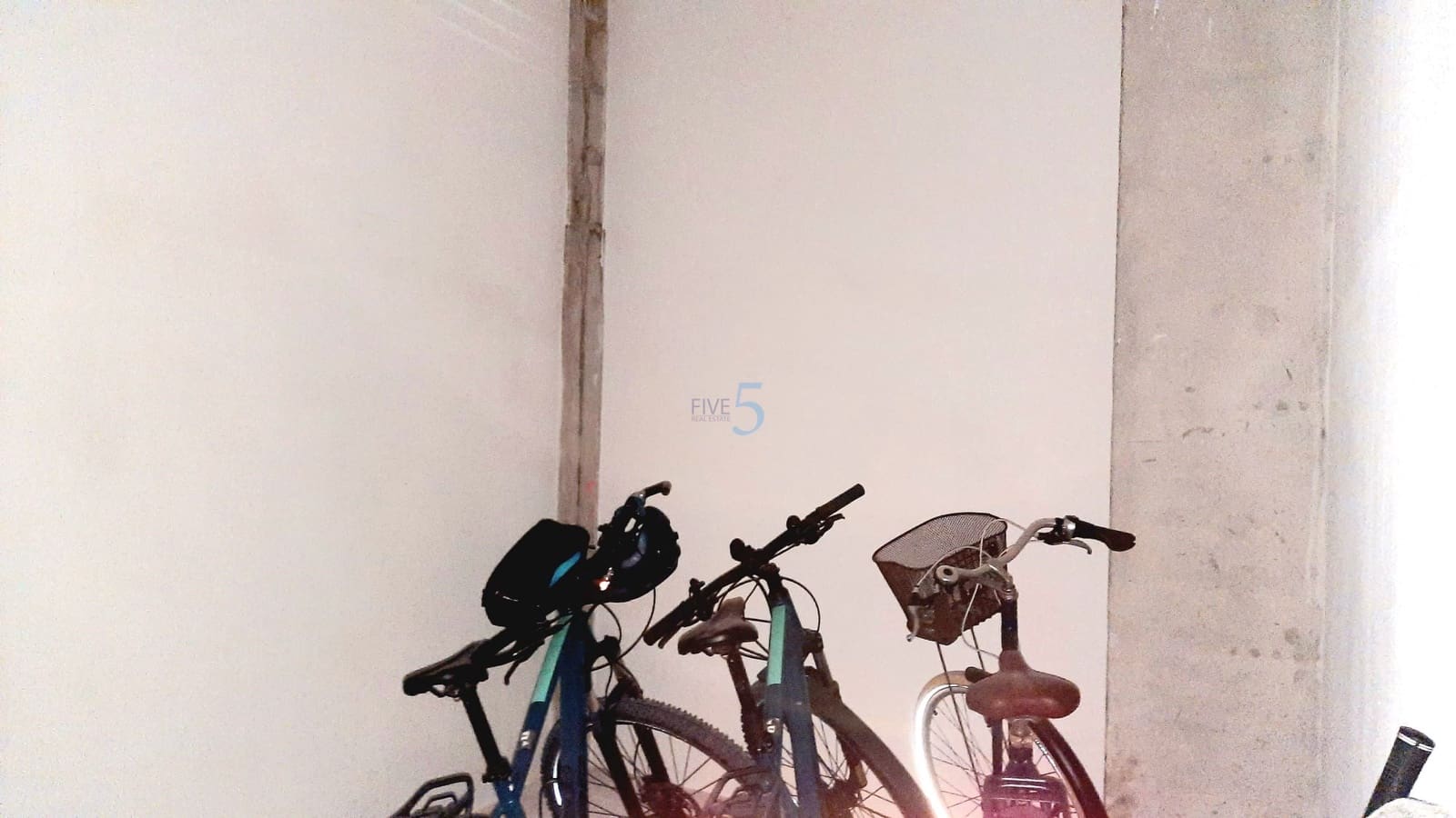 2 soverom Leilighet til salgs i Los Altos med svømmebasseng garasje - € 334 500 (Ref: 9687672)