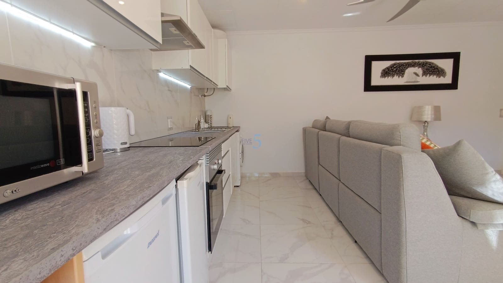 3 makuuhuone Omakotitalo myytävänä paikassa San Fulgencio - 159 999 € (Ref: 9688496)