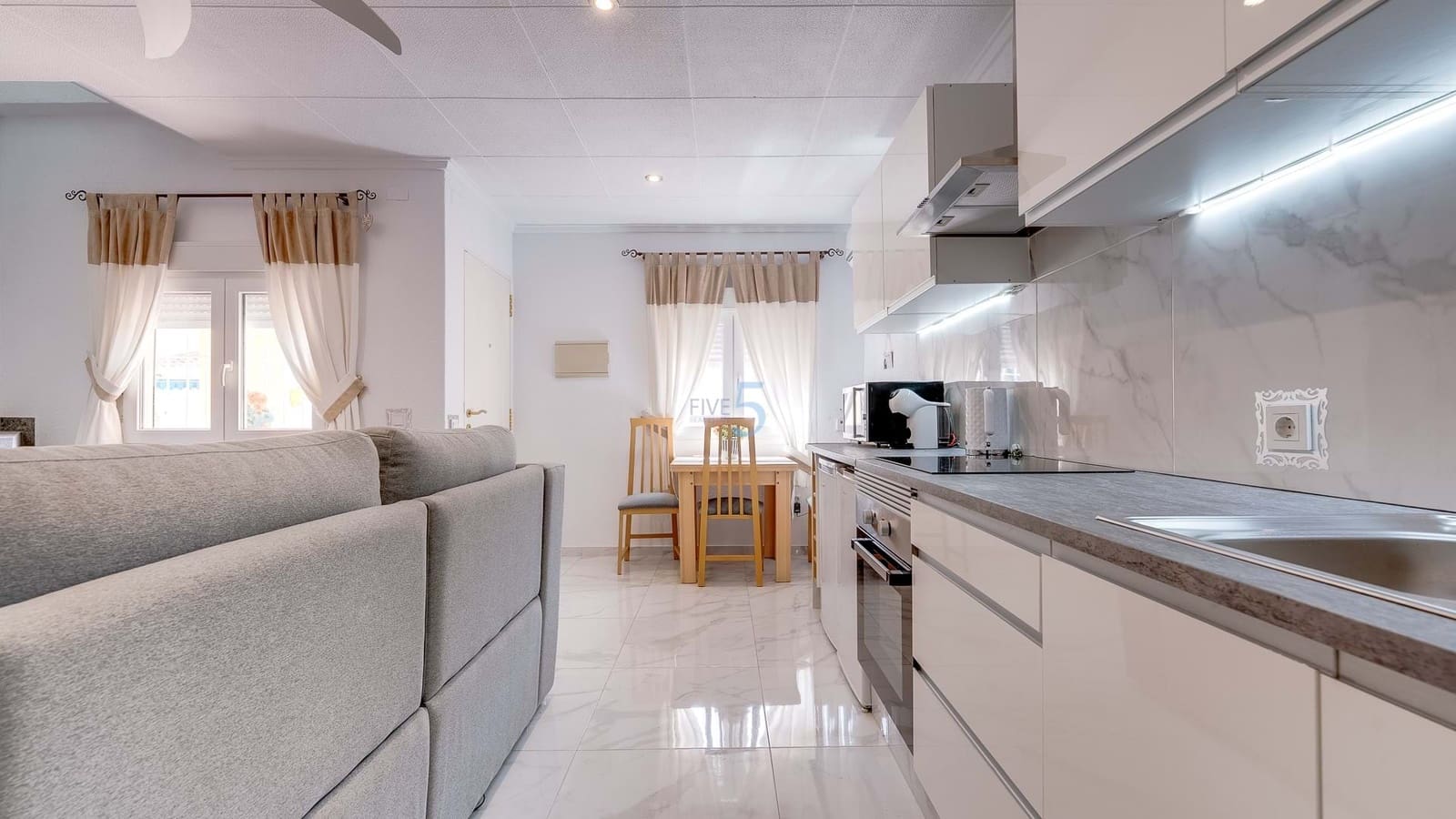 3 bedroom Townhouse for sale in San Fulgencio - € 159,999 (Ref: 9688496)