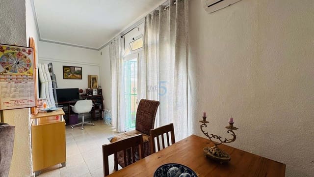 2 bedroom Bungalow for sale in Torrevieja - € 114,000 (Ref: 9694288)
