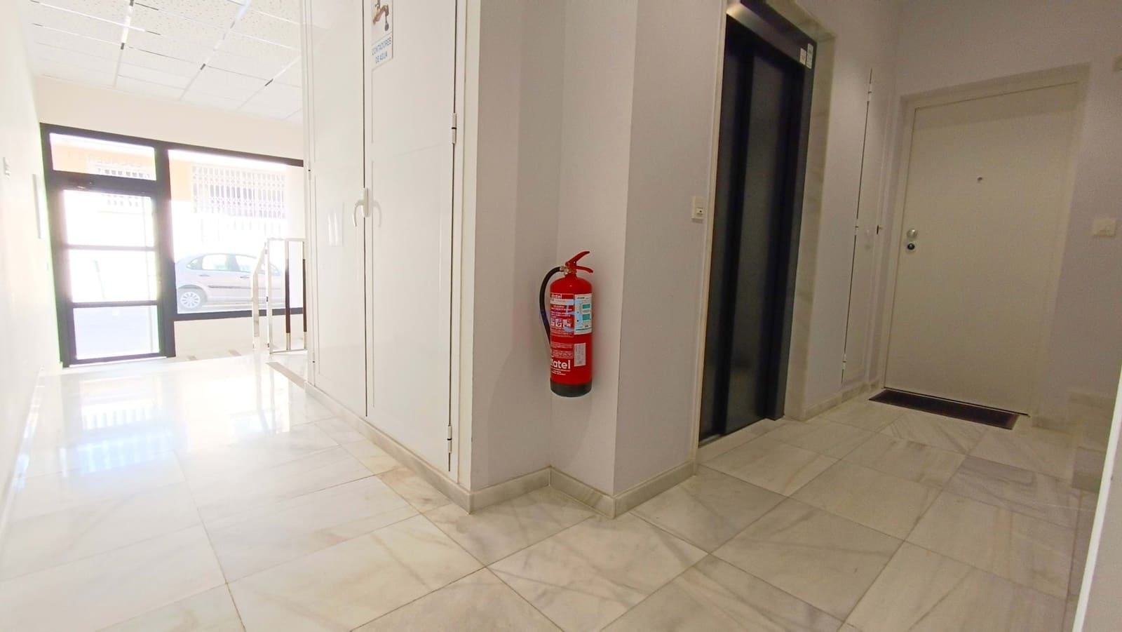 3 soveværelse Lejlighed til salg i Torrevieja med swimmingpool garage - € 399.000 (Ref: 9694289)