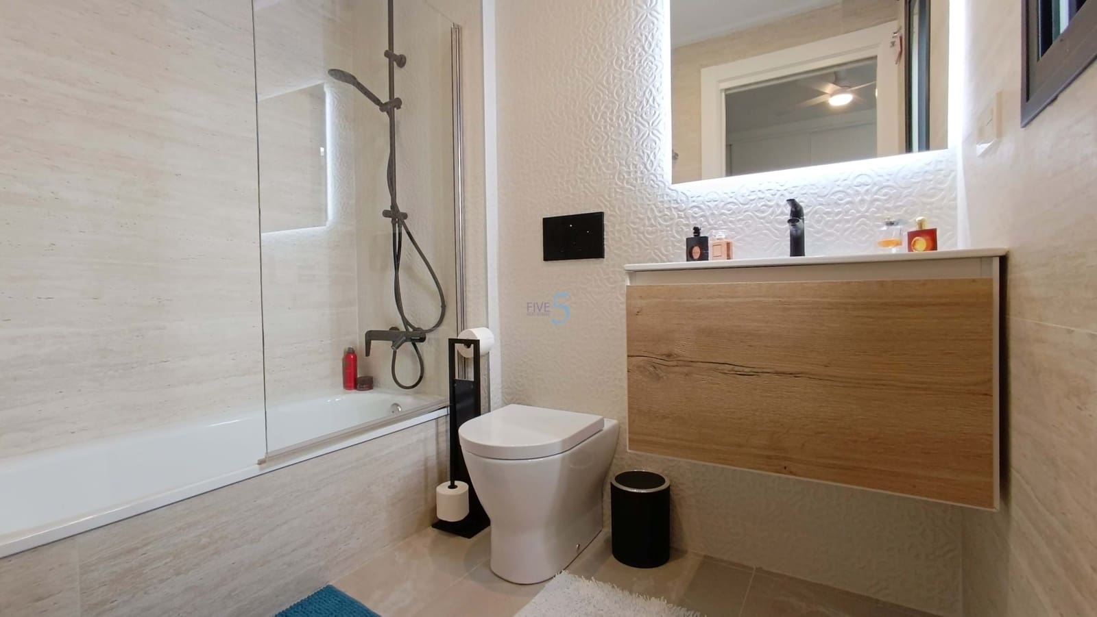 3 soveværelse Lejlighed til salg i Torrevieja med swimmingpool garage - € 399.000 (Ref: 9694289)