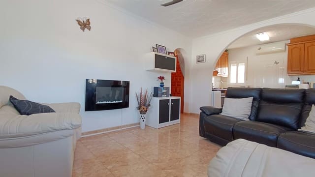 2 Zimmer Villa zu verkaufen in Torrevieja mit Pool - 299.500 € (Ref: 9694290)