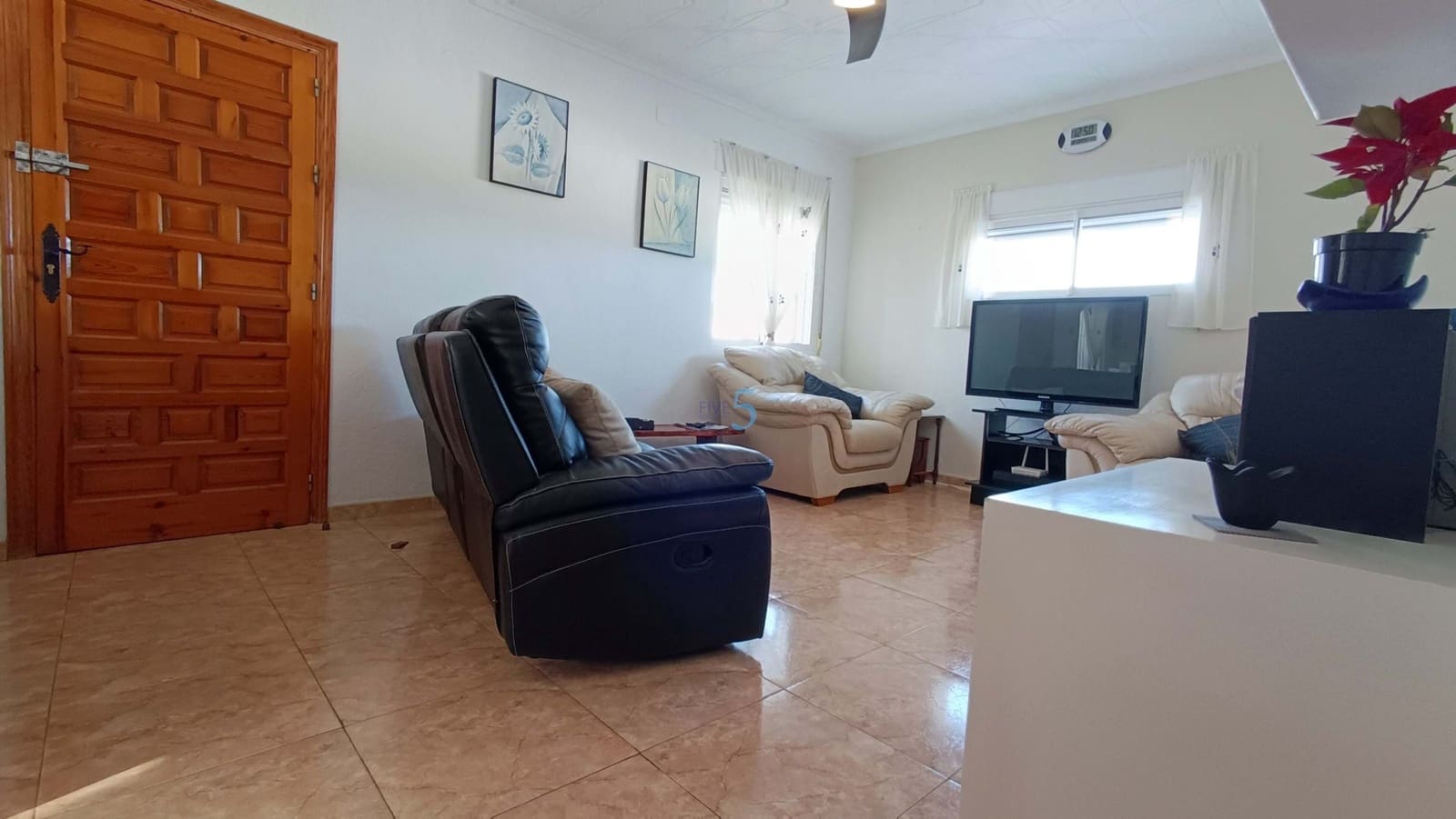 2 Zimmer Villa zu verkaufen in Torrevieja mit Pool - 299.500 € (Ref: 9694290)