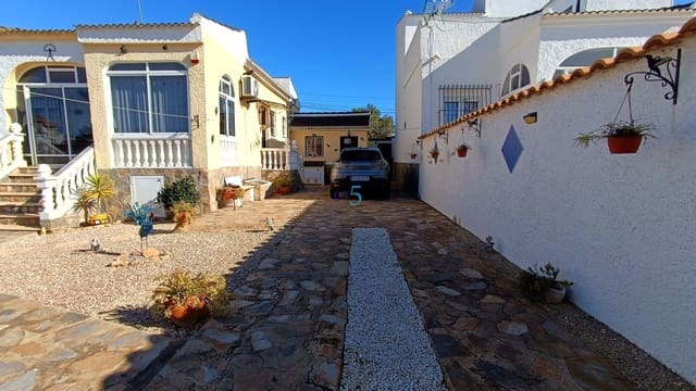 2 Zimmer Villa zu verkaufen in Torrevieja mit Pool - 299.500 € (Ref: 9694290)