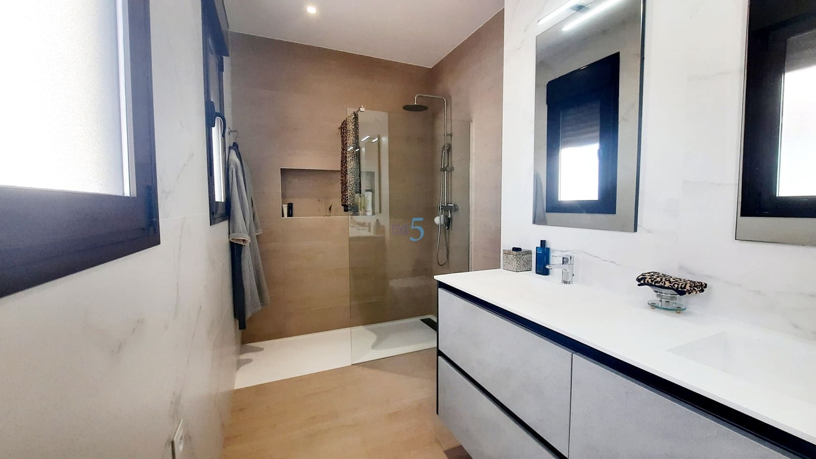 3 bedroom Villa for sale in San Pedro del Pinatar with pool garage - € 430,000 (Ref: 9696775)