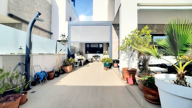 3 soveværelse Villa til salg i San Pedro del Pinatar med swimmingpool garage - € 430.000 (Ref: 9696775)