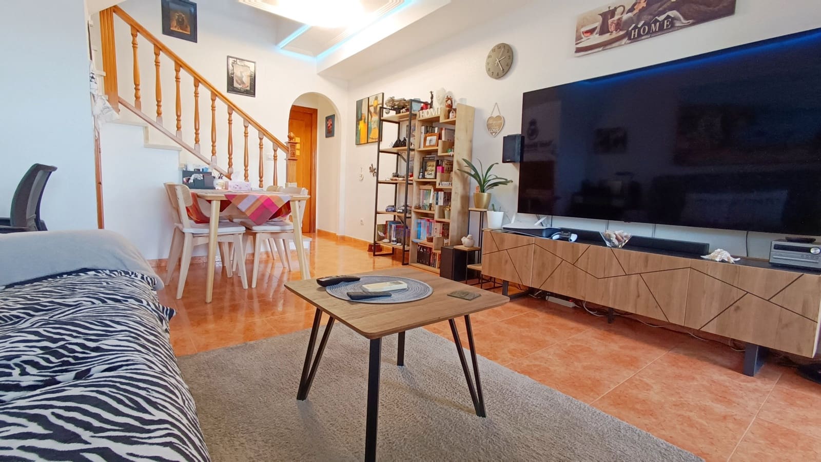 2 quarto Casa em Banda para venda em Torrevieja com piscina - 185 000 € (Ref: 9697778)