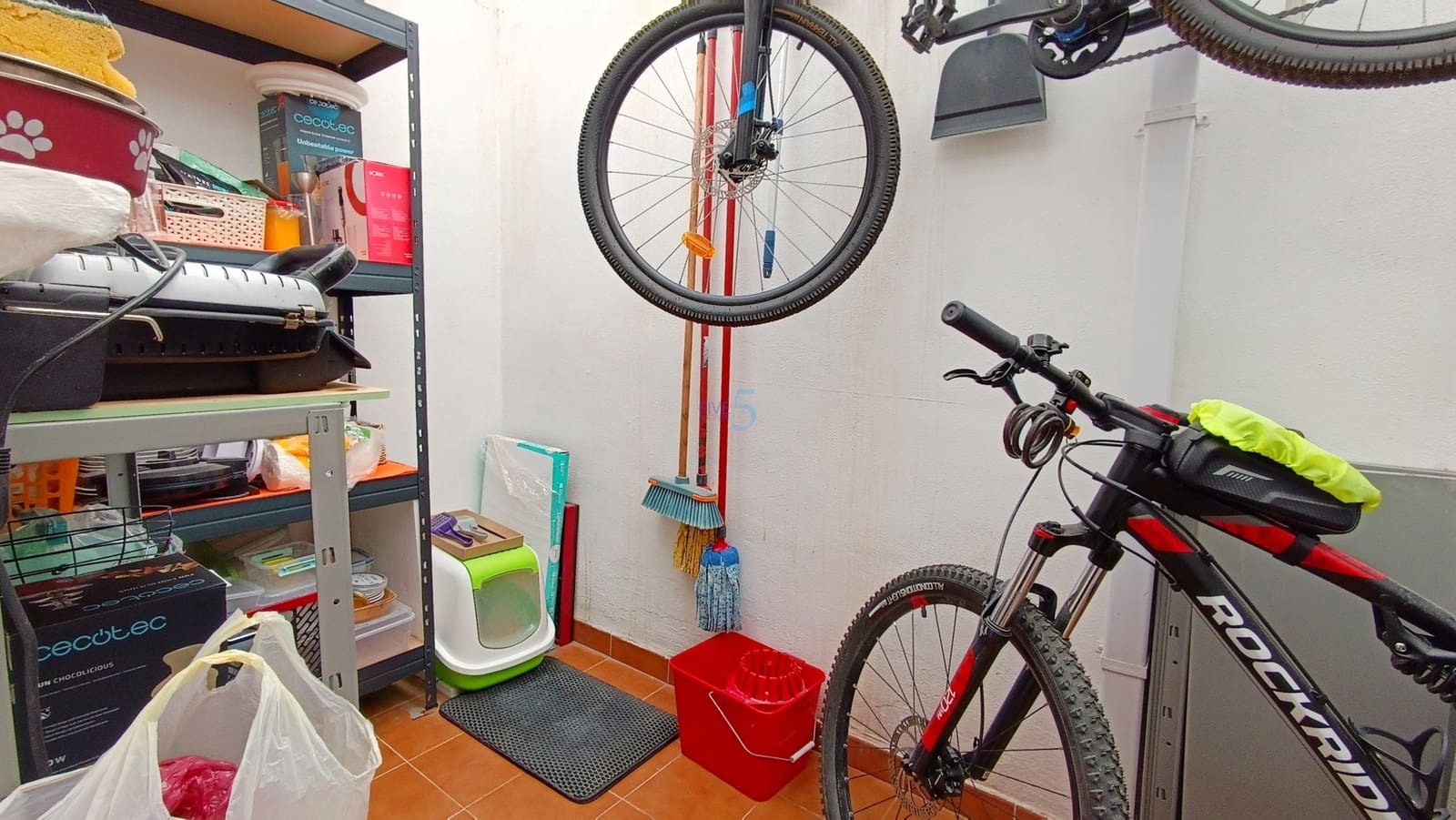 2 quarto Casa em Banda para venda em Torrevieja com piscina - 185 000 € (Ref: 9697778)