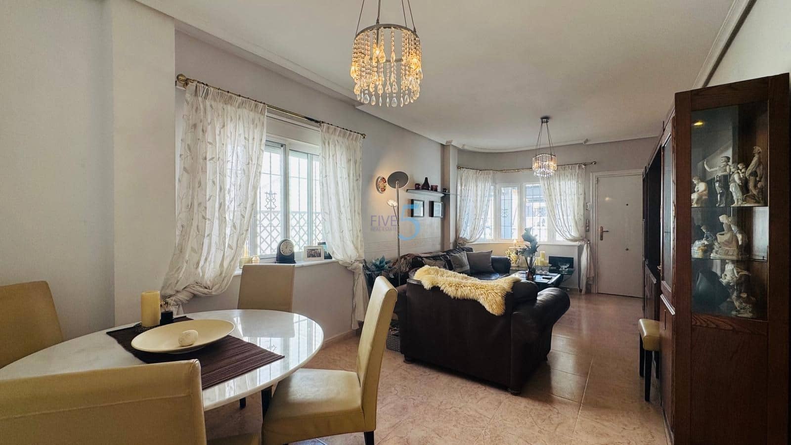 3 chambre Villa/Maison à vendre à El Raso avec piscine - 245 000 € (Ref: 9697779)