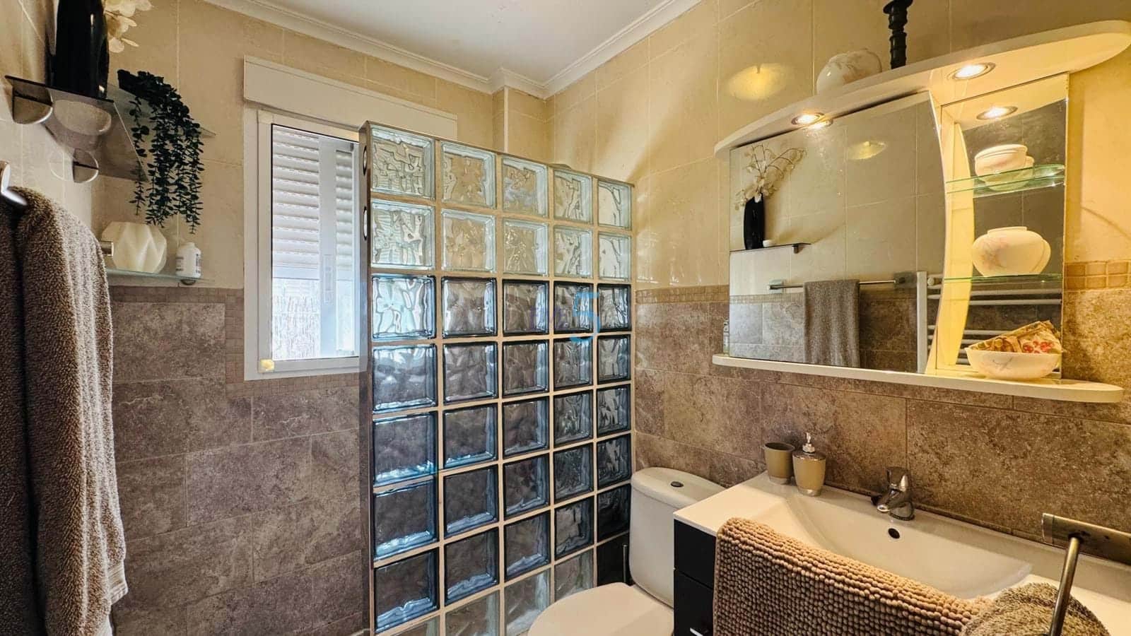 3 chambre Villa/Maison à vendre à El Raso avec piscine - 245 000 € (Ref: 9697779)