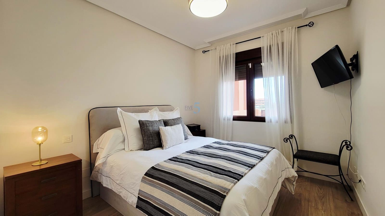 3 makuuhuone Huoneisto myytävänä paikassa Los Alcazares mukana uima-altaan 
autotalli - 259 000 € (Ref: 9700015)