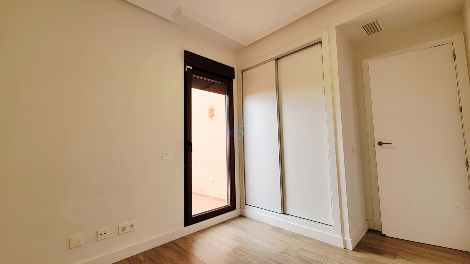 3 makuuhuone Huoneisto myytävänä paikassa Los Alcazares mukana uima-altaan 
autotalli - 259 000 € (Ref: 9700015)