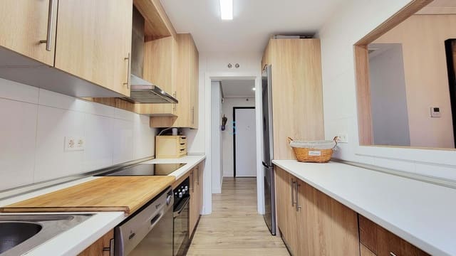 3 makuuhuone Huoneisto myytävänä paikassa Los Alcázares mukana uima-altaan 
autotalli - 259 000 € (Ref: 9700015)