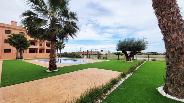 3 makuuhuone Huoneisto myytävänä paikassa Los Alcázares mukana uima-altaan 
autotalli - 259 000 € (Ref: 9700015)