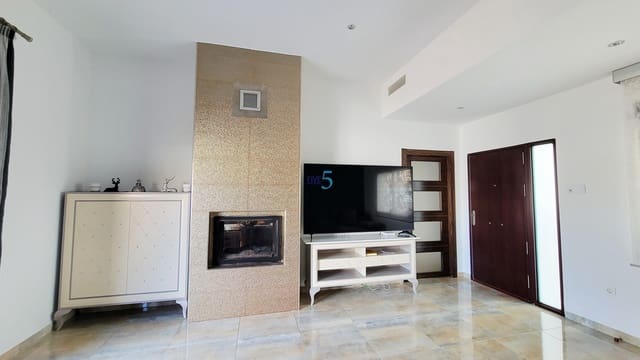 4 chambre Villa/Maison à vendre à Torre de la Horadada, Pilar de la Horadada avec piscine garage - 595 000 € (Ref: 9700016)