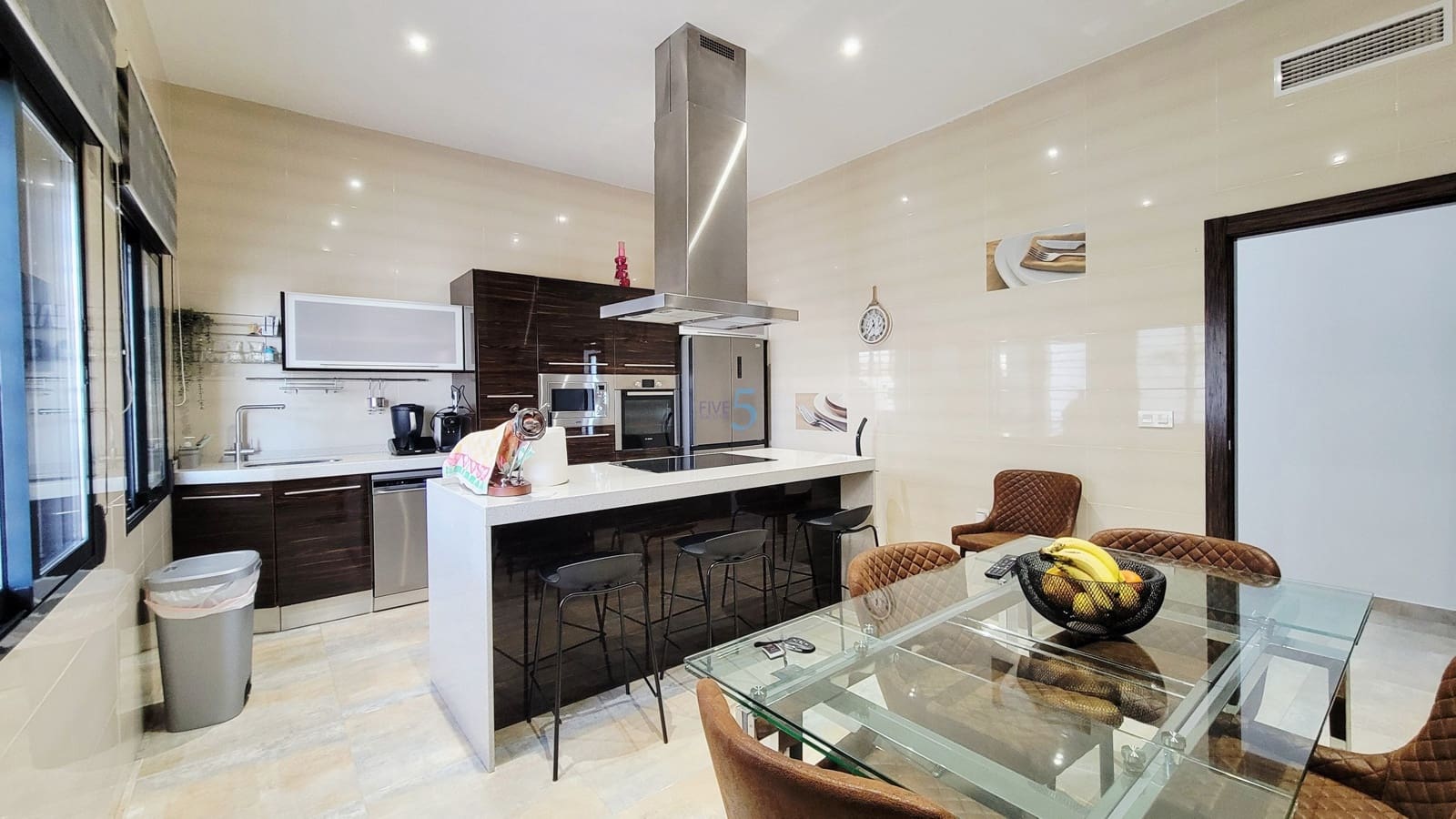 4 chambre Villa/Maison à vendre à Torre de la Horadada avec piscine garage - 595 000 € (Ref: 9700016)