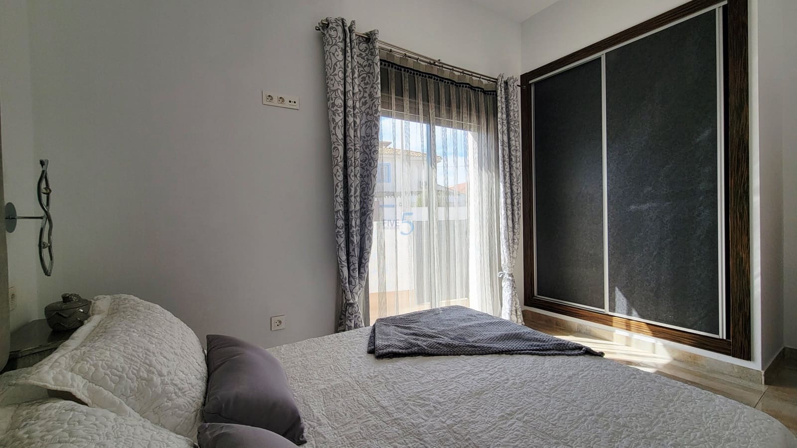 4 chambre Villa/Maison à vendre à Torre de la Horadada avec piscine garage - 595 000 € (Ref: 9700016)