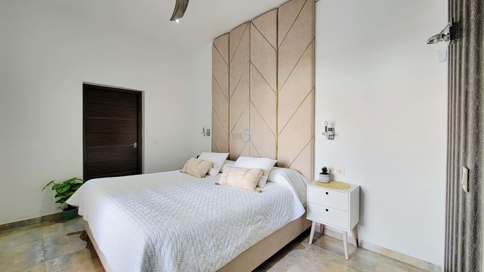 4 chambre Villa/Maison à vendre à Torre de la Horadada avec piscine garage - 595 000 € (Ref: 9700016)