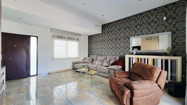 4 chambre Villa/Maison à vendre à Torre de la Horadada, Pilar de la Horadada avec piscine garage - 595 000 € (Ref: 9700016)