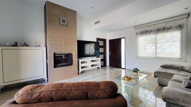 4 chambre Villa/Maison à vendre à Torre de la Horadada, Pilar de la Horadada avec piscine garage - 595 000 € (Ref: 9700016)