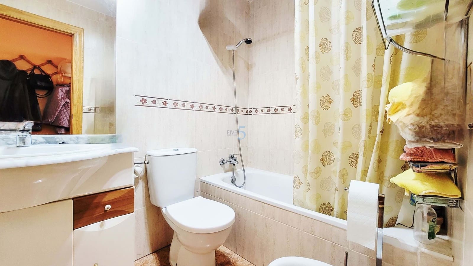 2 bedroom Apartment for sale in Los Urrutias - € 159,000 (Ref: 9700017)