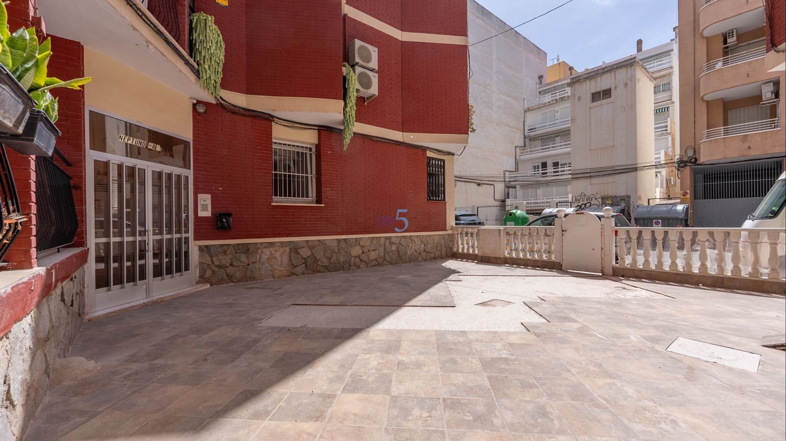 3 sovrum Lägenhet till salu i Torrevieja - 140 000 € (Ref: 9700111)