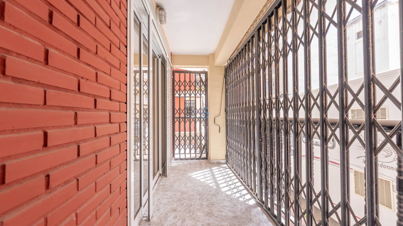 3 sovrum Lägenhet till salu i Torrevieja - 140 000 € (Ref: 9700111)