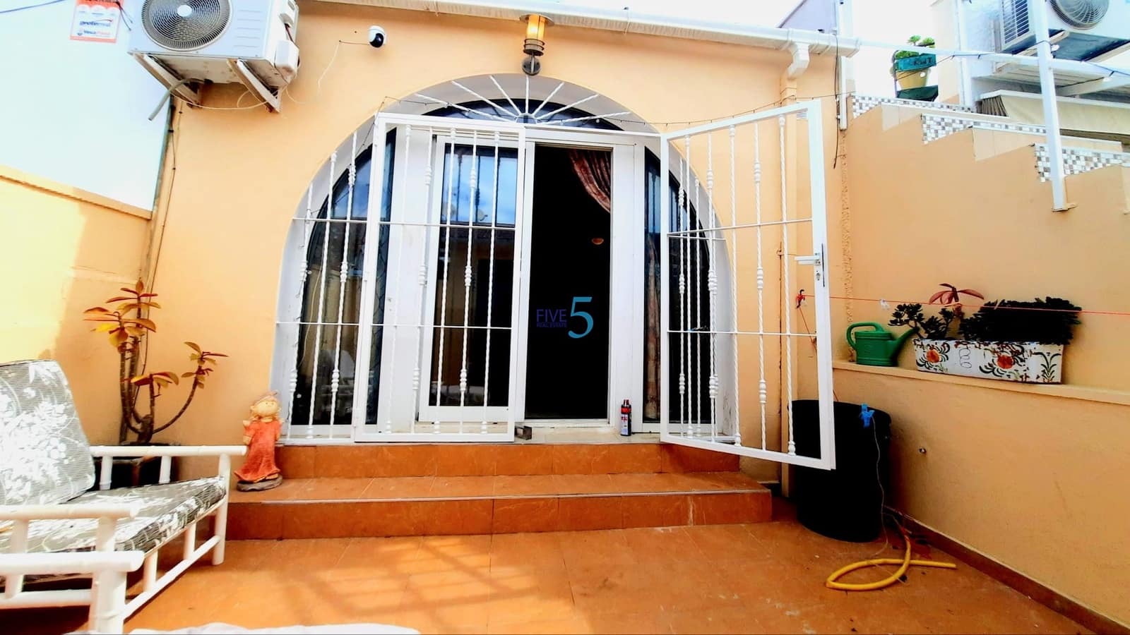 1 camera da letto Bungalow in vendita in Torrevieja - 115.000 € (Rif: 9702477)