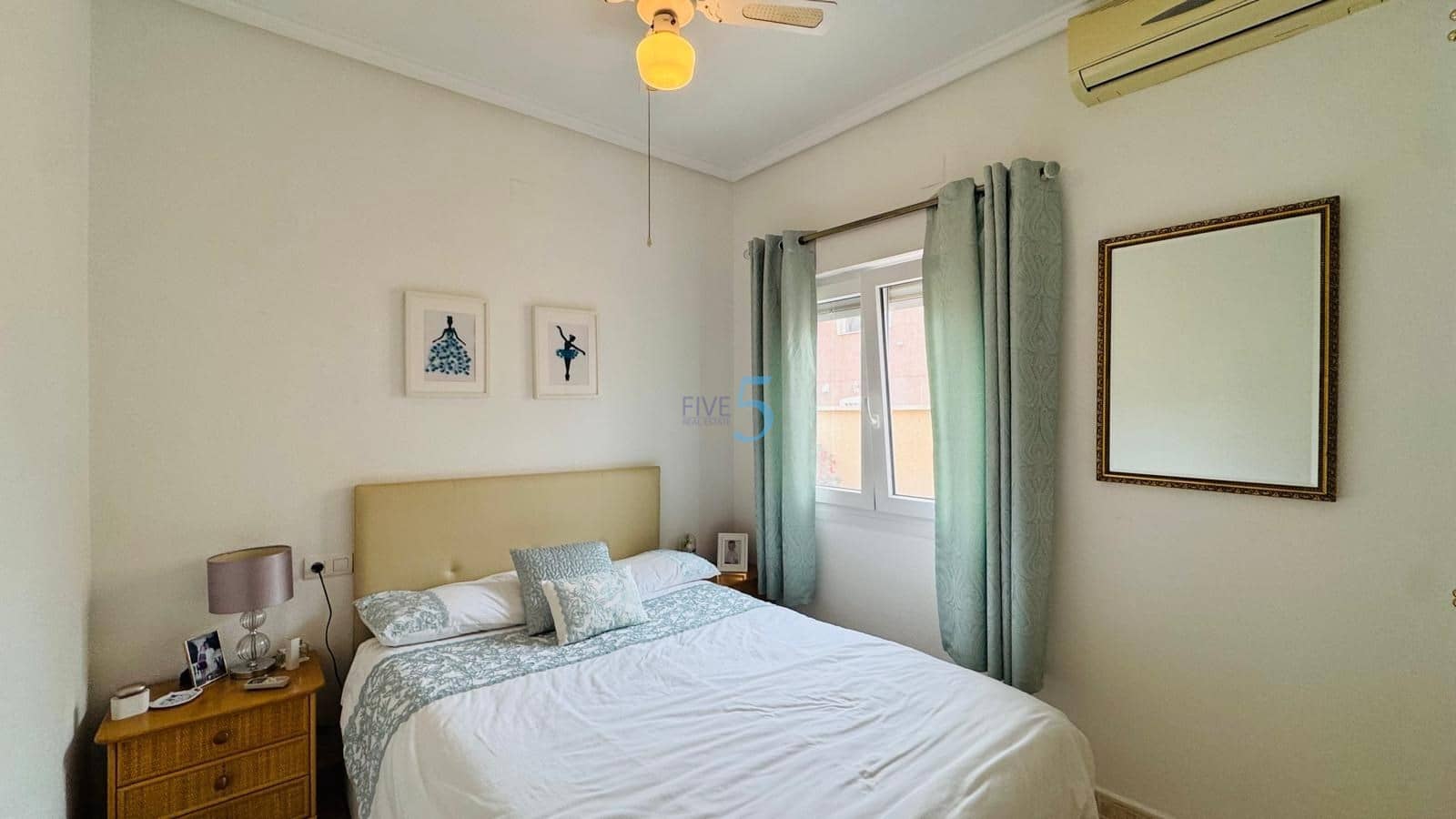 3 chambre Villa/Maison à vendre à Ciudad Quesada avec piscine garage - 299 995 € (Ref: 9703253)