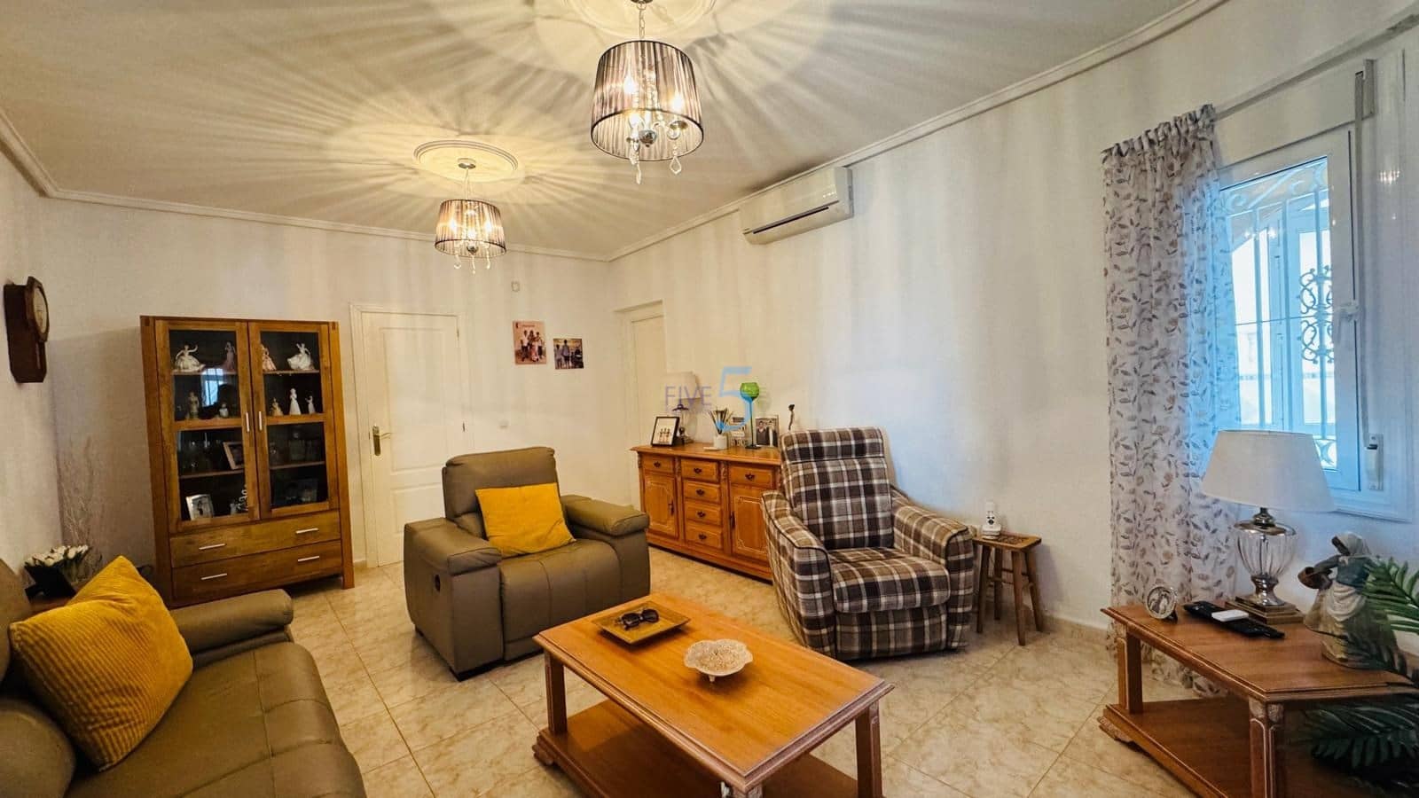 3 chambre Villa/Maison à vendre à Ciudad Quesada avec piscine garage - 299 995 € (Ref: 9703253)