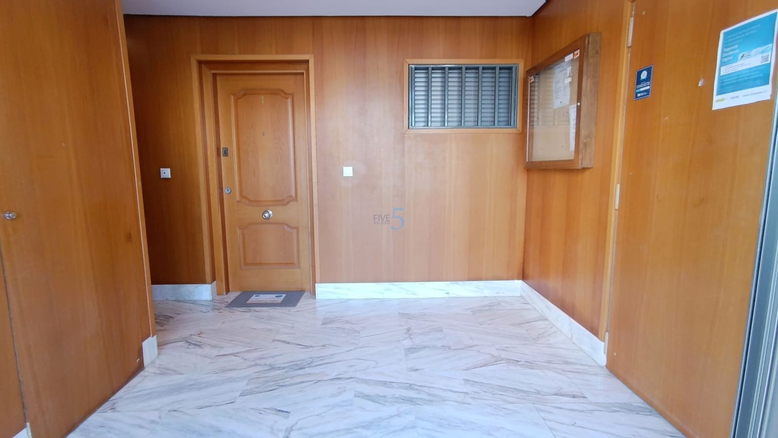 2 sovrum Lägenhet till salu i Guardamar del Segura med pool - 159 995 € (Ref: 9709187)