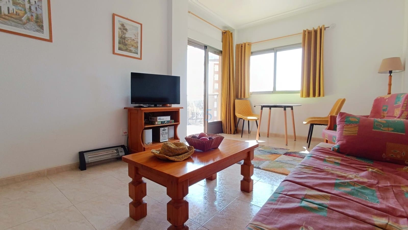 2 sovrum Lägenhet till salu i Guardamar del Segura med pool - 159 995 € (Ref: 9709187)