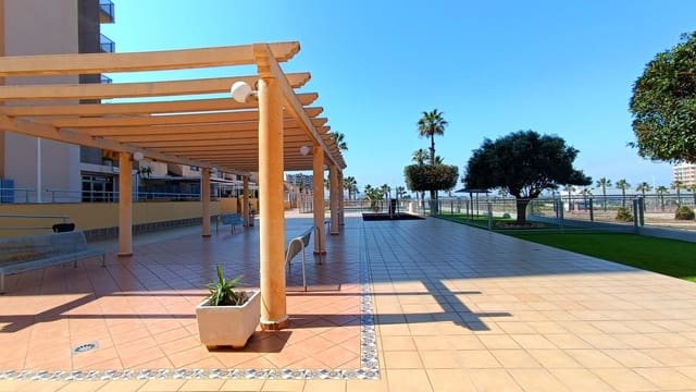 2 sovrum Lägenhet till salu i Guardamar del Segura med pool - 159 995 € (Ref: 9709187)