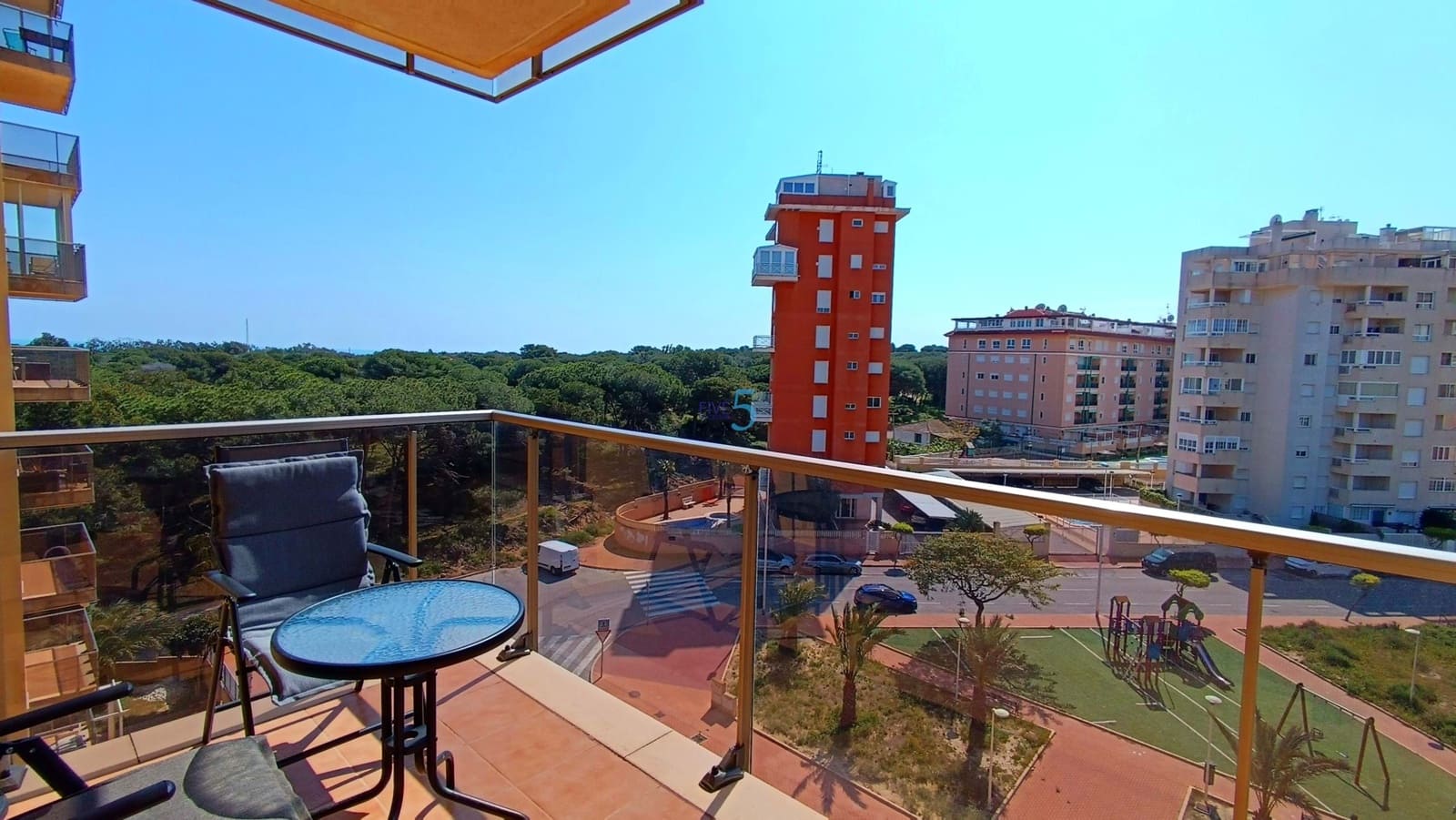 2 sovrum Lägenhet till salu i Guardamar del Segura med pool - 159 995 € (Ref: 9709187)