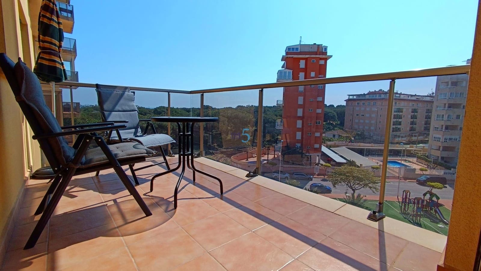 2 sovrum Lägenhet till salu i Guardamar del Segura med pool - 159 995 € (Ref: 9709187)