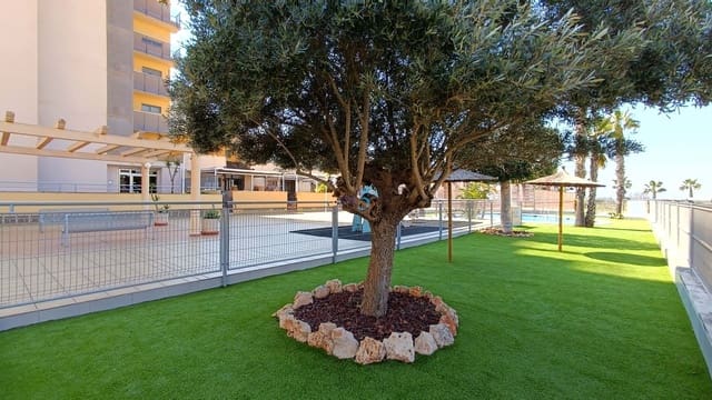 2 sovrum Lägenhet till salu i Guardamar del Segura med pool - 159 995 € (Ref: 9709187)