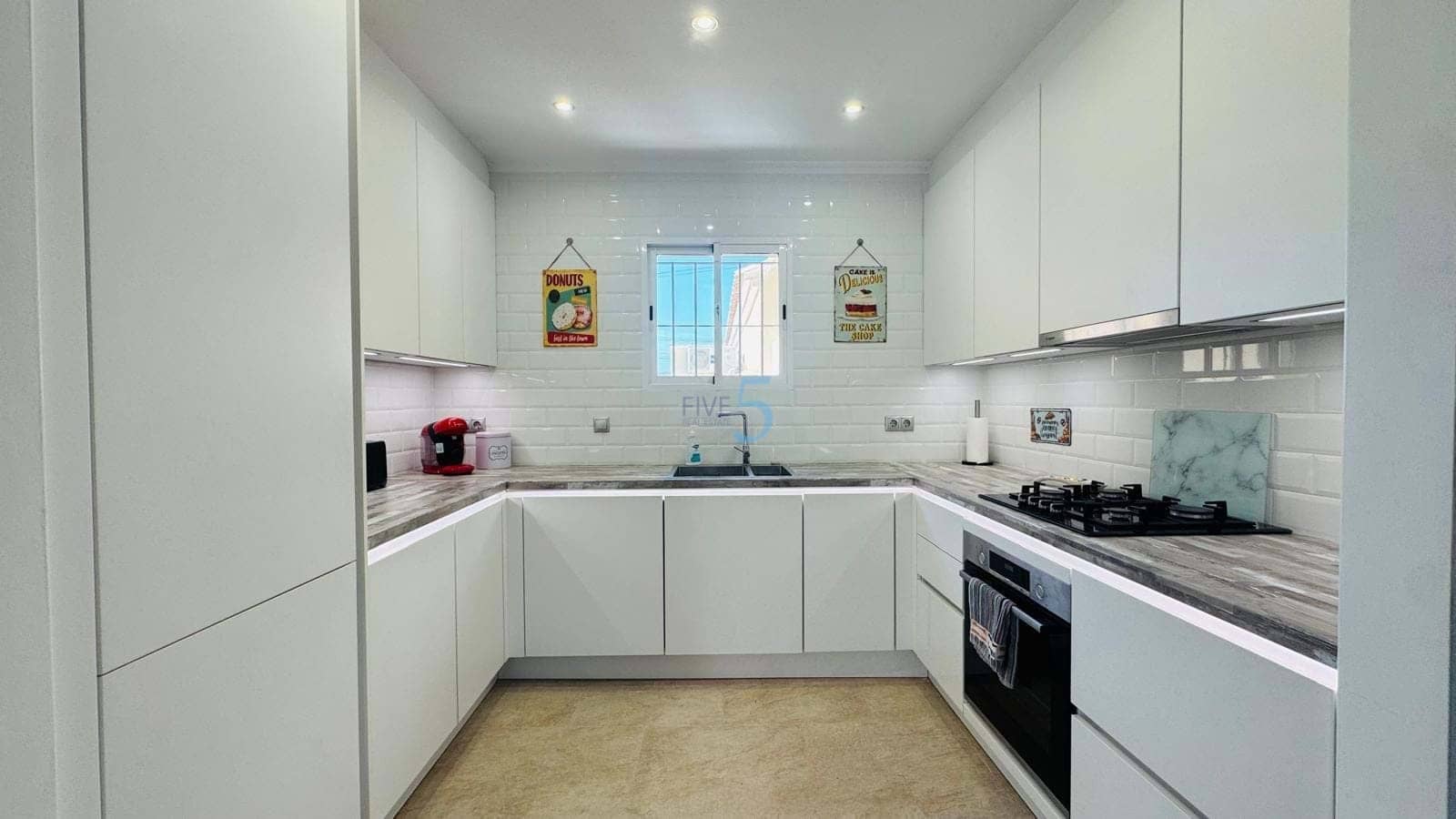 3 slaapkamer Huis te koop in Orihuela Costa met zwembad - € 290.000 (Ref: 9709447)